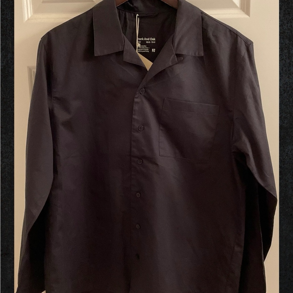Frank And Oak The Pyjama Shirt - NWT - Size XS / S - Black